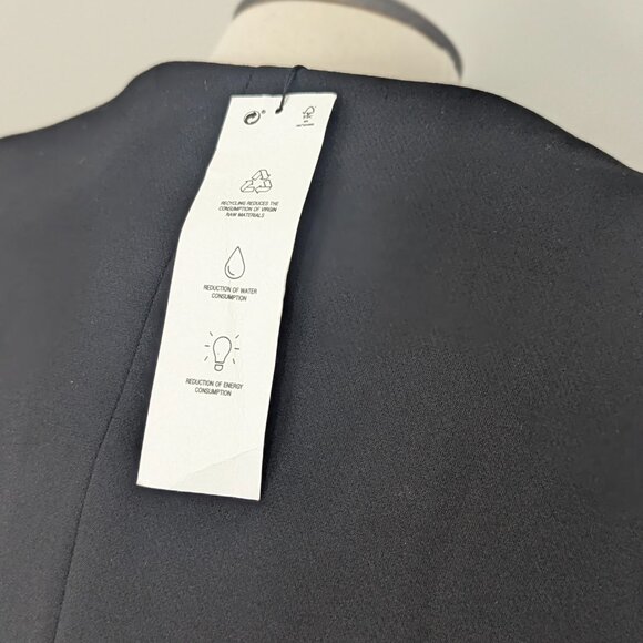 New with tags. Zara structured blazer. Black. Medium. - Picture 7 of 11